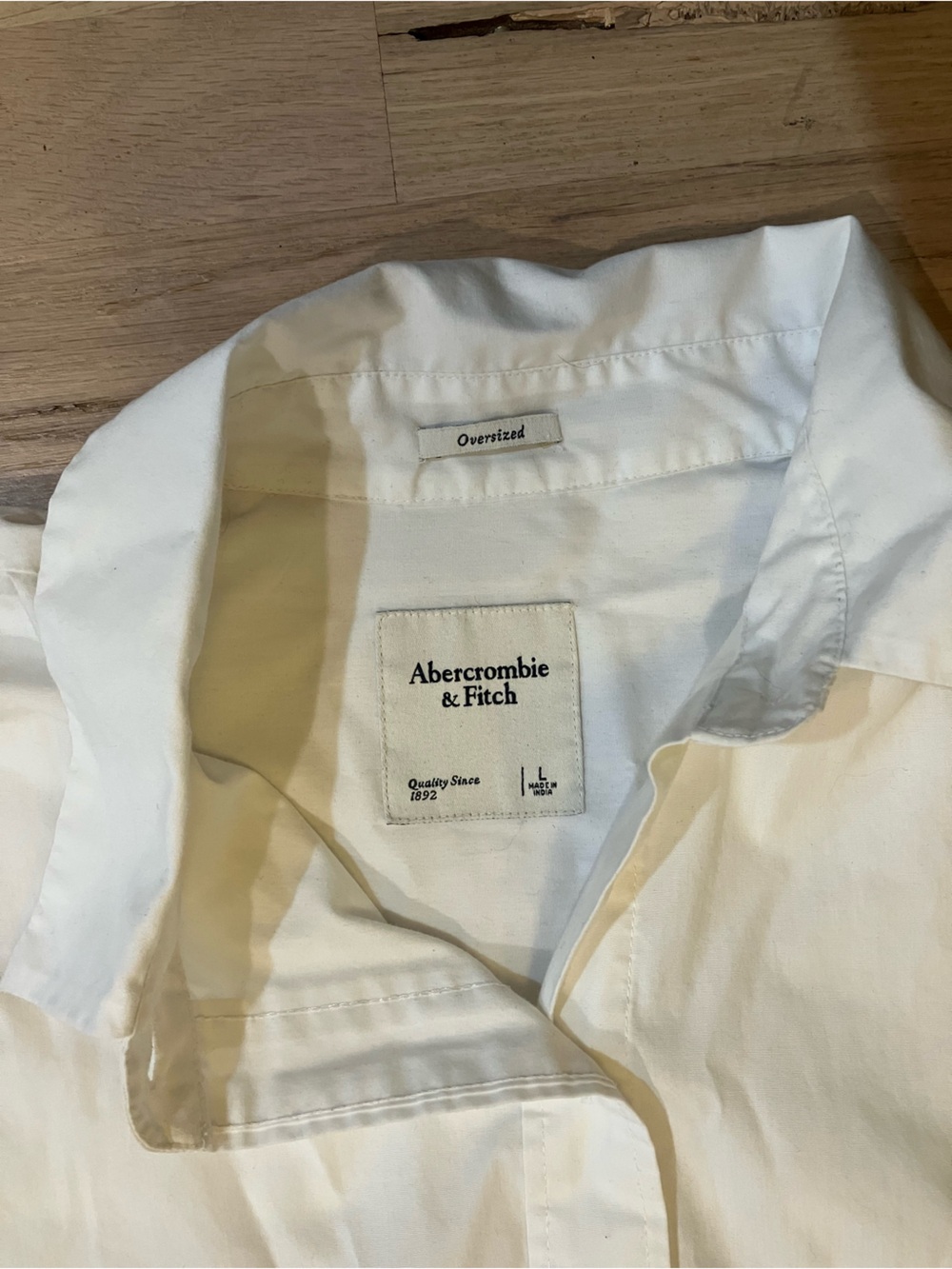 Abercrombie & Fitch Oversized White Long-Sleeve Button-Up Shirt - Picture 2 of 5